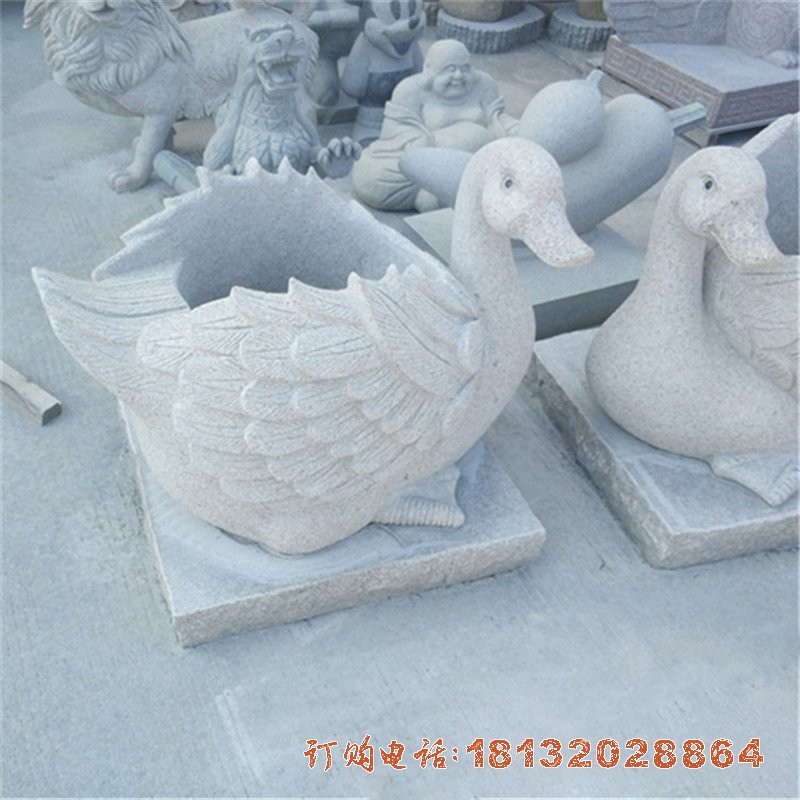 鸭子造型花(huā)盆石雕